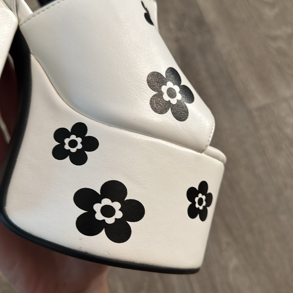 LAMODA Dancing Queen platform heels women’s sz 7 - Picture 9 of 14